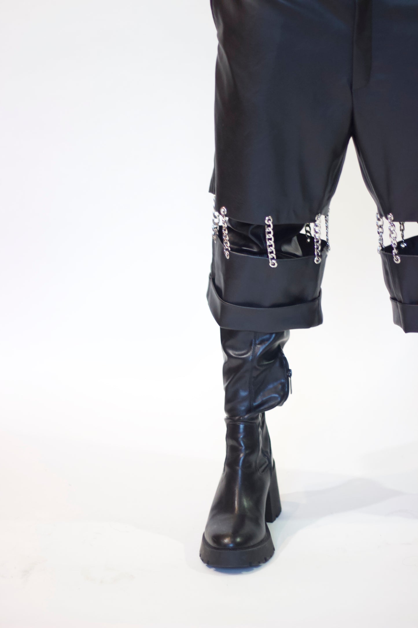 GRRS-Voltage Shorts