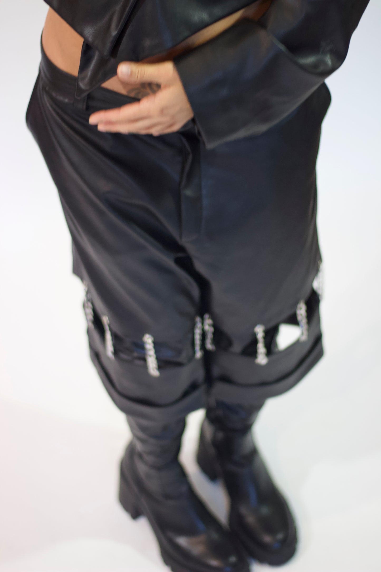 GRRS-Voltage Shorts